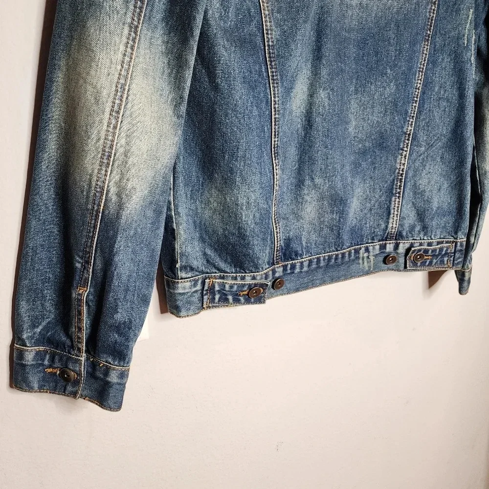 LRG Lifted Research Group Denim Distressed Hooded‎ Jacket.  Men's size small.